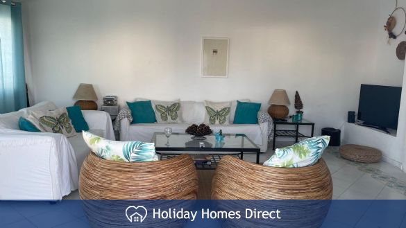 Indoor sitting room in Prainha Village