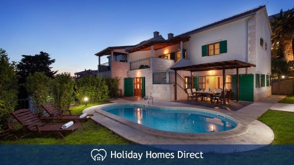 Villa Dane, Hvar – 4 bedroom villa with pool