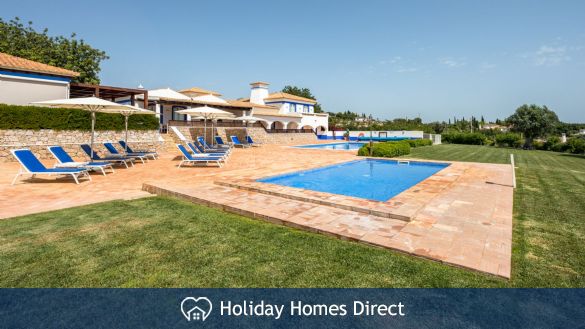 Swimming pool in Casa Calombo In Portugal