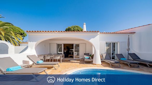 Casa Lotus Private swimming pool on the Algarve