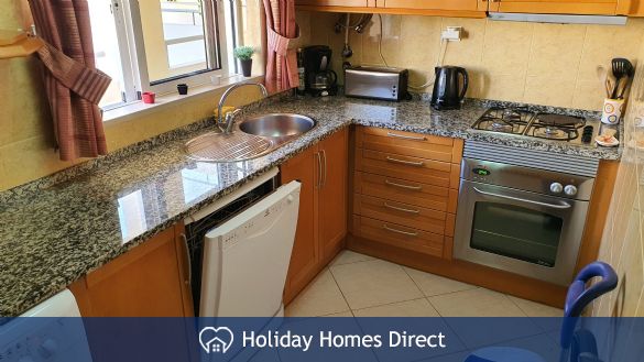 Kitchen fully fitted
