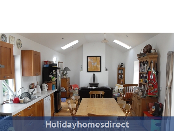 Kitchen / Dining room