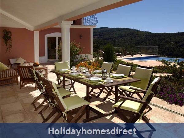 Al Fresco Dining, Breakfast, Lunch and Dinner