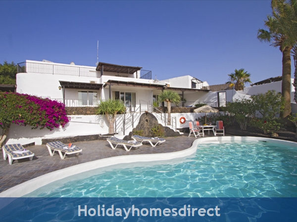 Villa Cancila Private swimming pool and villa